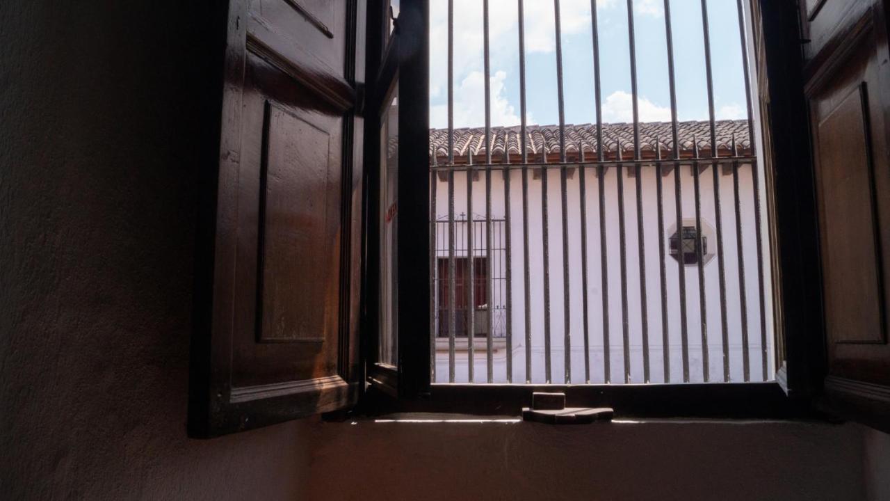 Flore Hostel Antigua Bagian luar foto